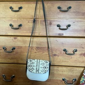 Michael kors crossbody